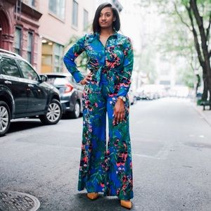 Rachel Roy Crop Top and Wide Leg Pant Set. Size 4